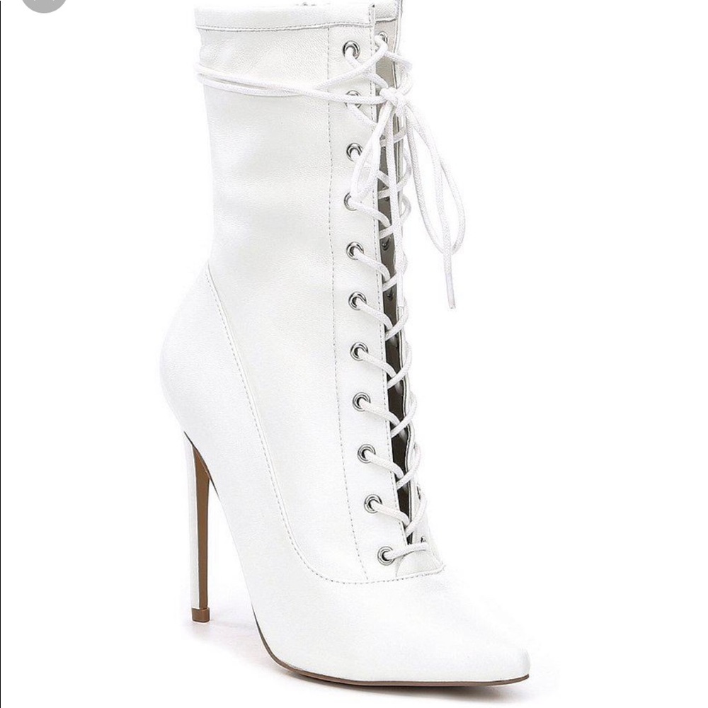 Steve Madden lace up booties